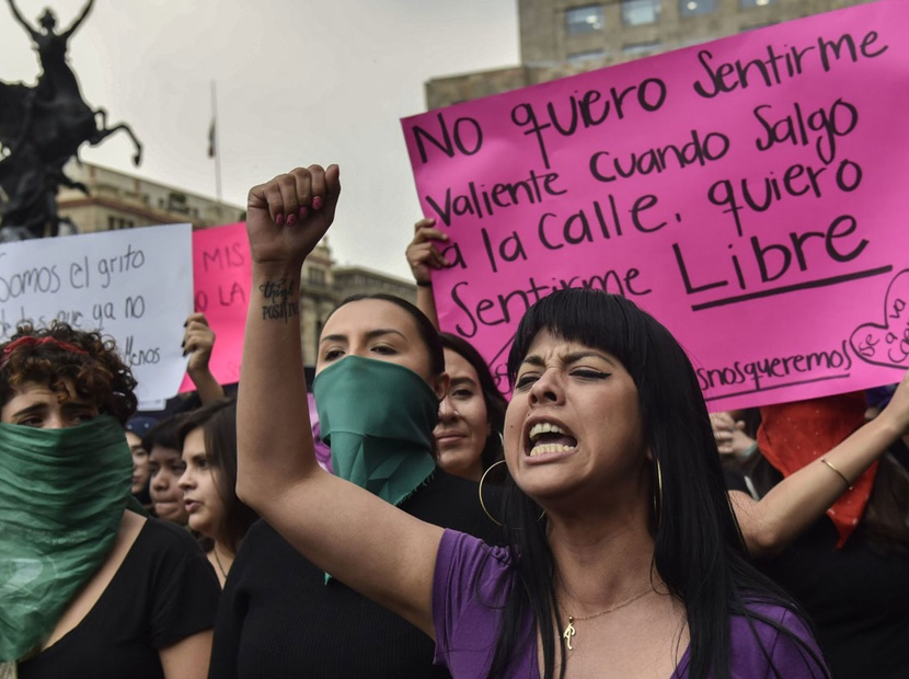 La importancia de llamarlo “feminicidio”